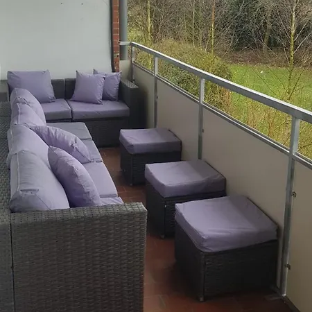 בית אירוח Moderne Im Gruenen, Mit Park- Und Meer-naehe *