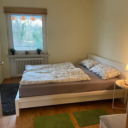 בית אירוח Moderne Im Gruenen, Mit Park- Und Meer-naehe