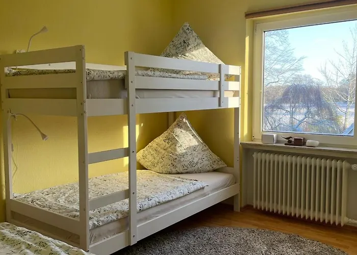 Séjour chez l'habitant Moderne Im Gruenen, Mit Park- Und Meer-naehe